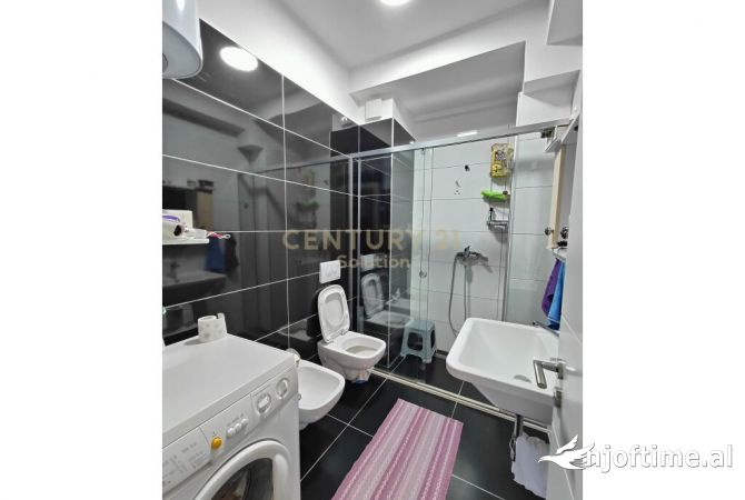 Shtepi me qera Apartament ne Tirane, 1+1, Mobilimi E mobiluar, Pagesa 630  Euro.