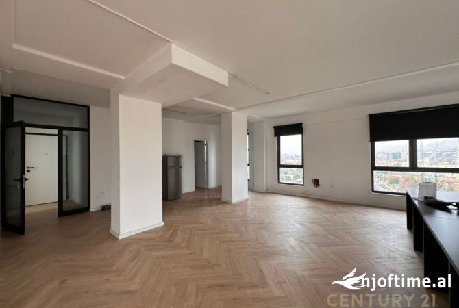 Ambient biznesi me qera 3+1 ne Tirane - 3,000 Euro