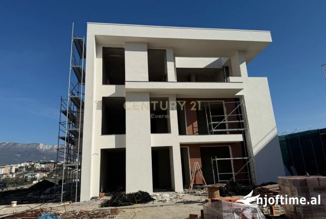 Shtepi ne shitje 1+1 ne Tirane - 179,000 Euro