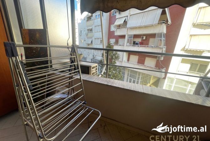 Shtepi me qera Apartament ne Tirane, 1+1, Mobilimi E mobiluar, Pagesa 520  Euro.