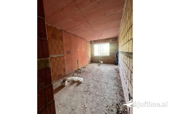 Shtepi ne shitje 2+1 ne Tirane - 99,000 Euro