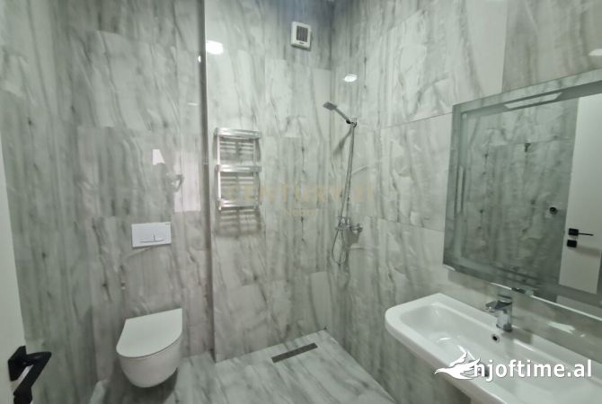 Shtepi me qera Apartament ne Tirane, 2+1, Mobilimi E mobiluar, Pagesa 800  Euro.