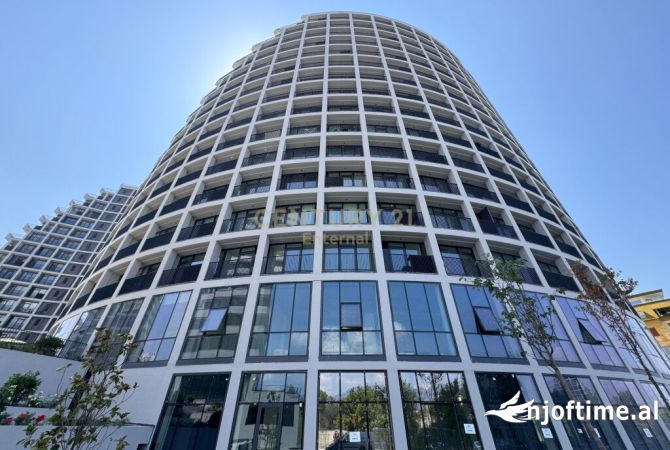 Ambient biznesi me qera 3+1 ne Tirane - 1,500 Euro