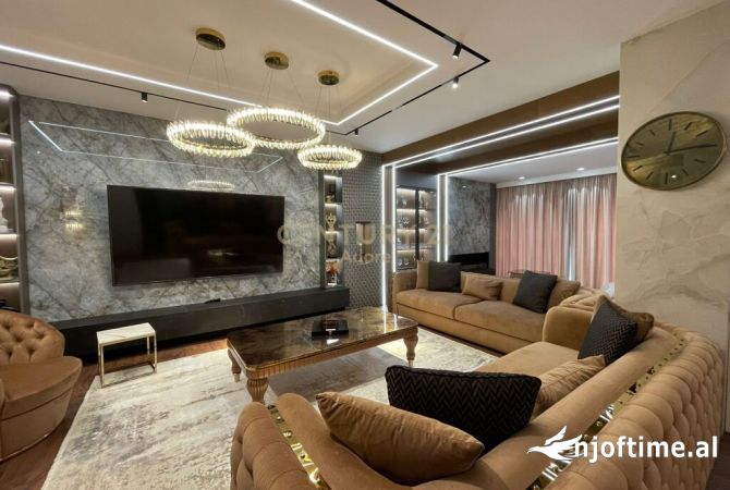 Shtepi me qera 3+1 ne Tirane - 4,000 Euro