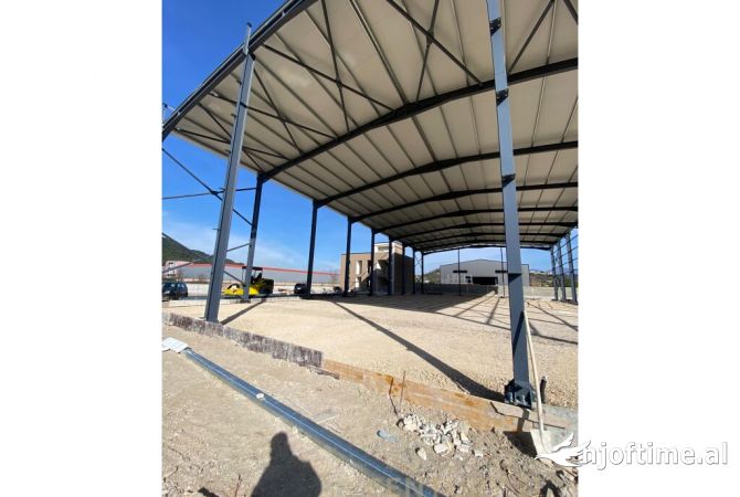 Ambient biznesi me qera 4+1 ne Tirane - 7,500 Euro