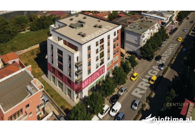Ambient biznesi me qera 3+1 ne Tirane - 2,600 Euro