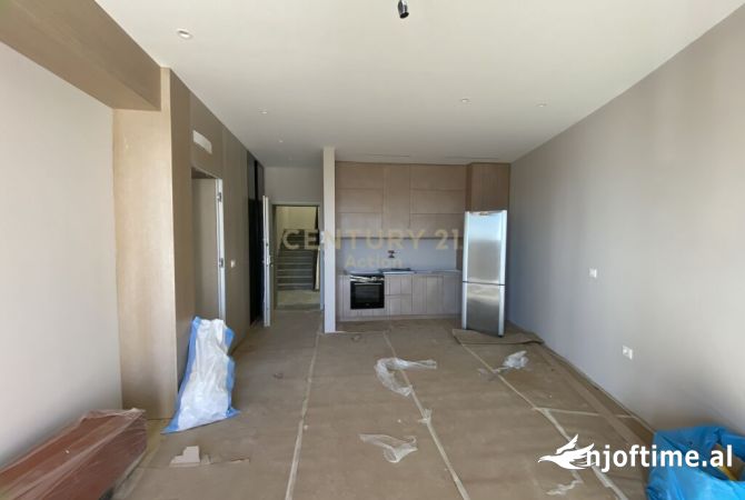 Shtepi me qera 1+1 ne Tirane - 1,100 Euro