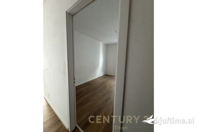 Shtepi ne shitje 2+1 ne Tirane - 170,000 Euro