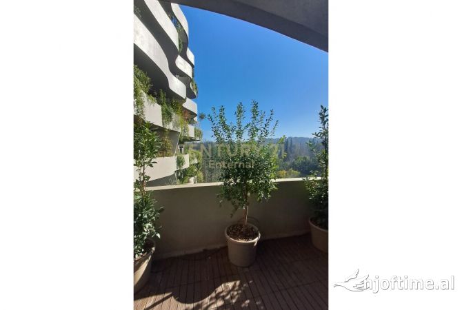 Shtepi me qera 2+1 ne Tirane - 2,500 Euro