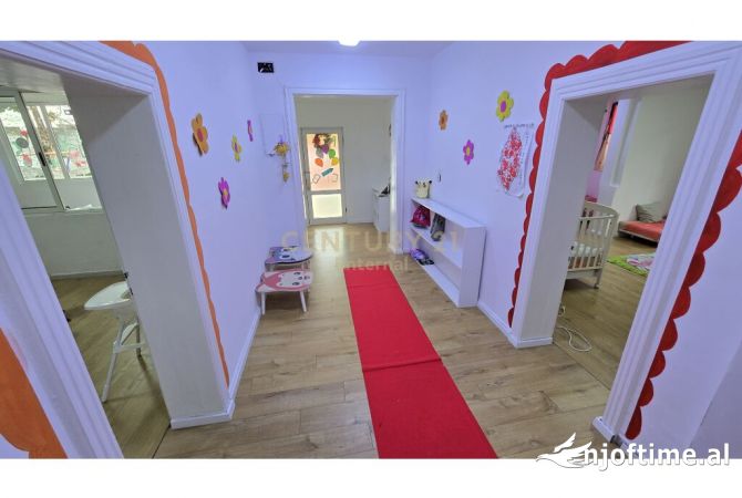 Ambjent Komercial Laprake!