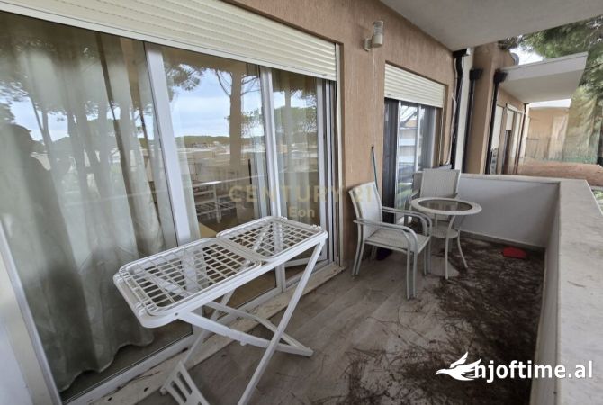 Shtepi ne shitje Apartament ne Durres, 2+1, Mobilimi E mobiluar, Pagesa 178,000  Euro.