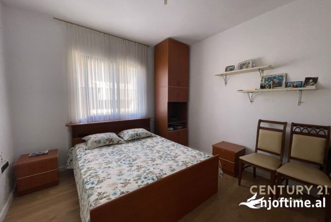Shtepi me qera Apartament ne Tirane, 2+1, Mobilimi E mobiluar, Pagesa 700  Euro.