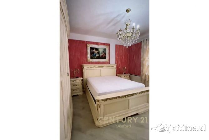Shtepi me qera 2+1 ne Tirane - 650 Euro