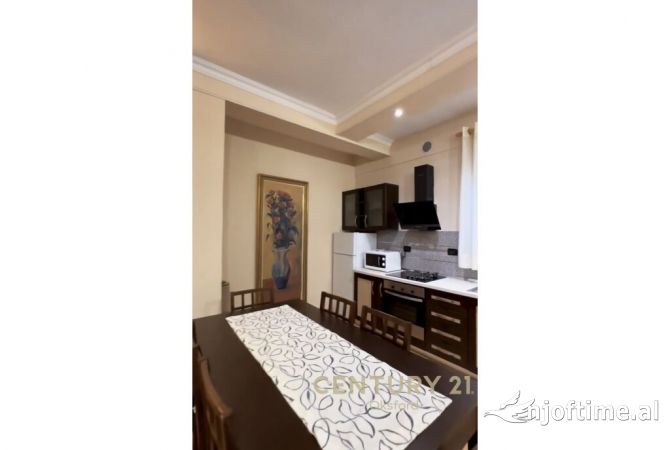 Shtepi me qera 2+1 ne Tirane - 500 Euro