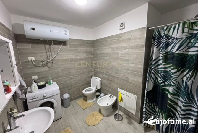 Shtepi ne shitje Apartament ne Durres, 1+1, Mobilimi E mobiluar, Pagesa 250,000  Euro.