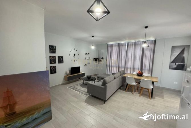 Shtepi ne shitje Apartament ne Durres, 1+1, Mobilimi E mobiluar, Pagesa 250,000  Euro.