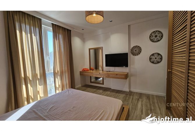 Shtepi ne shitje Apartament ne Durres, 2+1, Mobilimi E mobiluar, Pagesa 230,000  Euro.