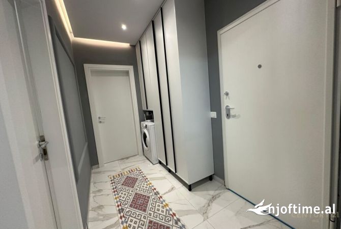 Shtepi me qera Apartament ne Tirane, 1+1, Mobilimi E mobiluar, Pagesa 700  Euro.