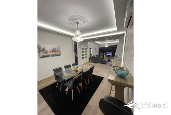House for Rent 7+1 in Tirana - 5,000 Euro