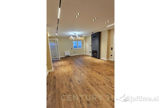 Shtepi ne shitje 3+1 ne Tirane - 390,000 Euro