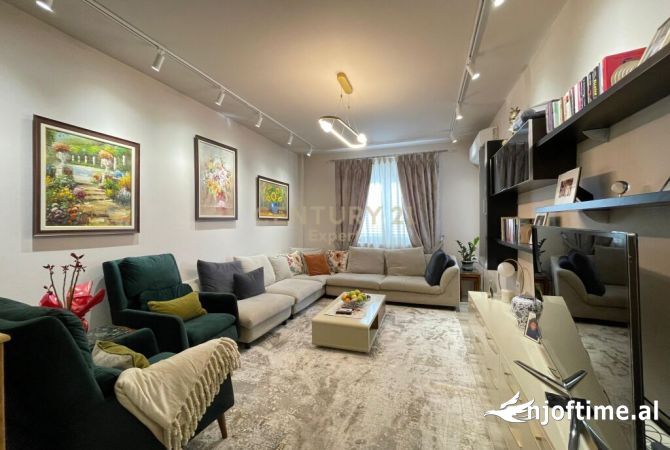 Shtepi ne shitje 3+1 ne Tirane - 320,000 Euro