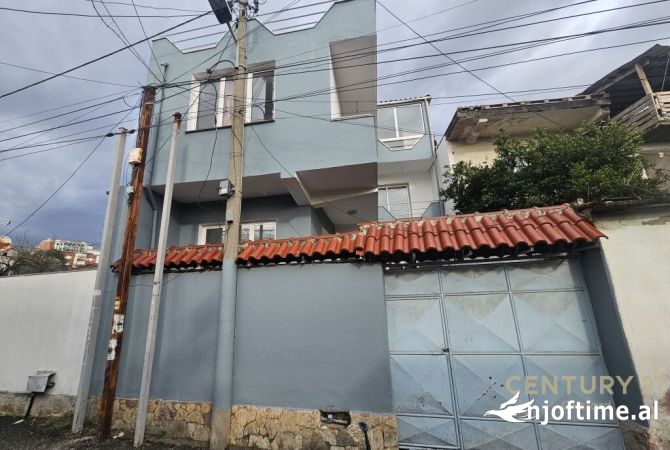Shtepi ne shitje 5+1 ne Tirane - 390,000 Euro