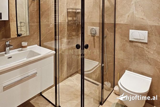 Shtepi me qera Apartament ne Tirane, Garsoniere, Mobilimi E mobiluar, Pagesa 595  Euro.