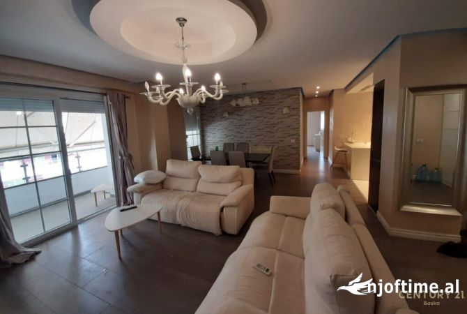 Shtepi me qera 3+1 ne Tirane - 550 Euro