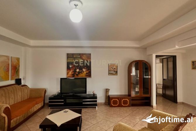 Shtepi ne shitje 3+1 ne Tirane - 218,000 Euro