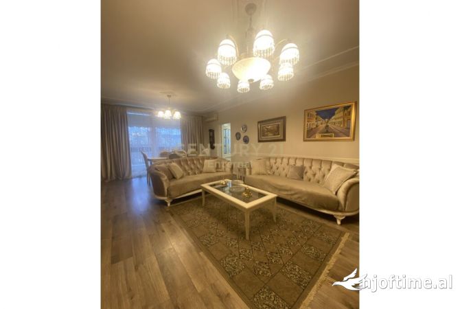 House for Rent 3+1 in Tirana - 1,600 Euro