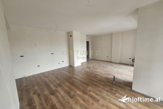 Shtepi ne shitje 2+1 ne Tirane - 244,743 Euro
