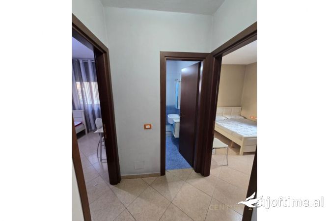Shtepi me qera 2+1 ne Tirane - 650 Euro