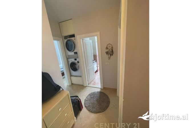 Shtepi me qera 2+1 ne Tirane - 750 Euro