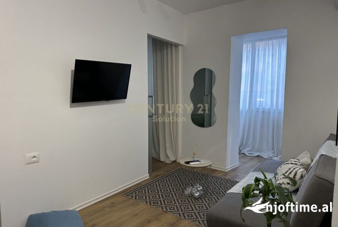 Shtepi me qera Garsoniere ne Tirane - 600 Euro