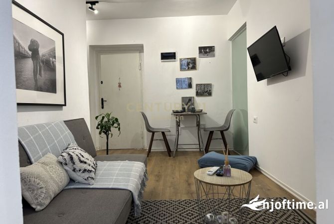 Shtepi me qera Garsoniere ne Tirane - 600 Euro