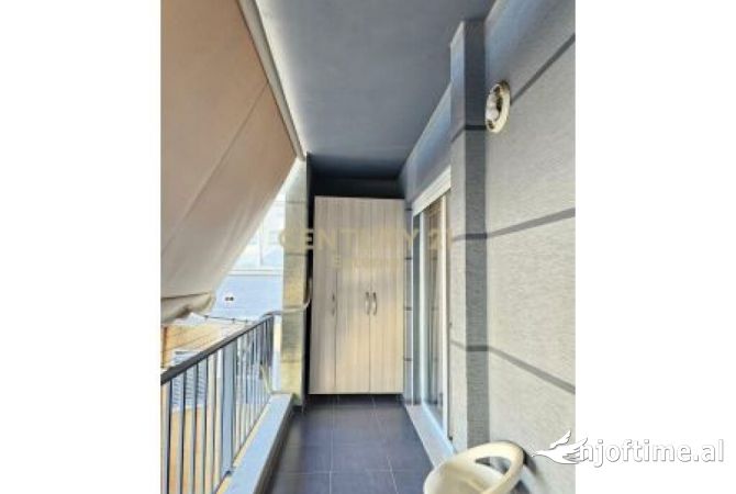 Shtepi me qera Apartament ne Tirane, 2+1, Mobilimi E mobiluar, Pagesa 800  Euro.