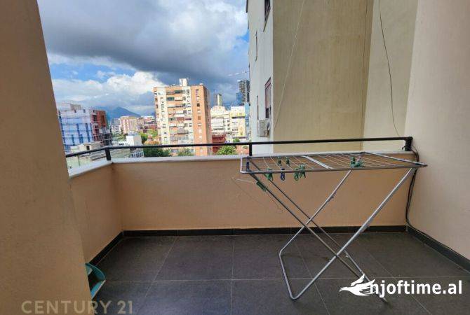 Shtepi me qera Apartament ne Tirane, 1+1, Mobilimi E mobiluar, Pagesa 700  Euro.