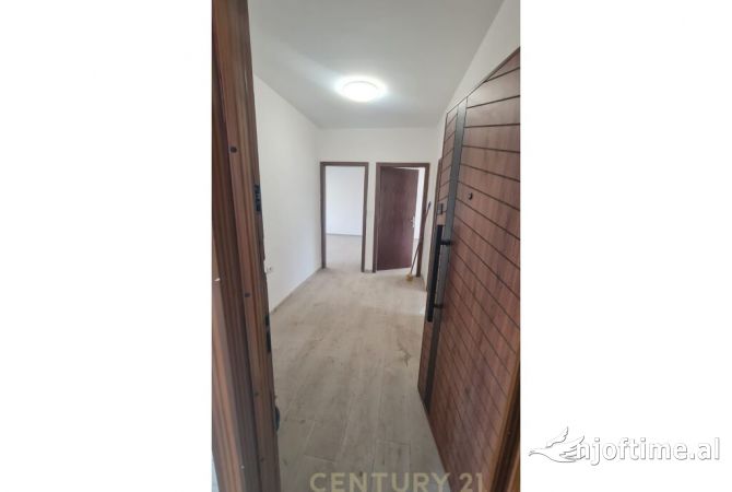 Shtepi ne shitje 2+1 ne Tirane - 120,000 Euro