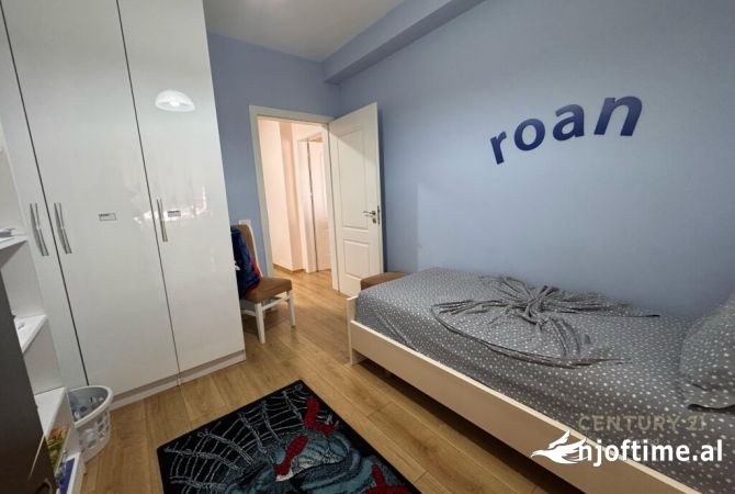 Shtepi me qera Apartament ne Tirane, 2+1, Mobilimi E mobiluar, Pagesa 650  Euro.