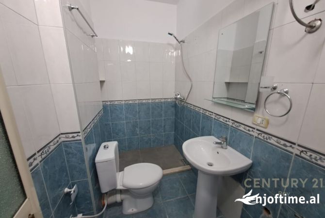 Shtepi ne shitje 1+1 ne Durres - 150,000 Euro