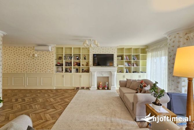 Shtepi me qera Apartament ne Tirane, 2+1, Mobilimi E mobiluar, Pagesa 1,000  Euro.