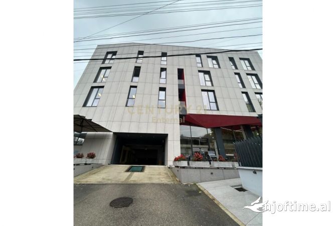 Ambient biznesi me qera 1+1 ne Tirane - 3,000 Euro