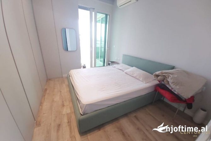 Shtepi me qera 2+1 ne Tirane - 1,100 Euro