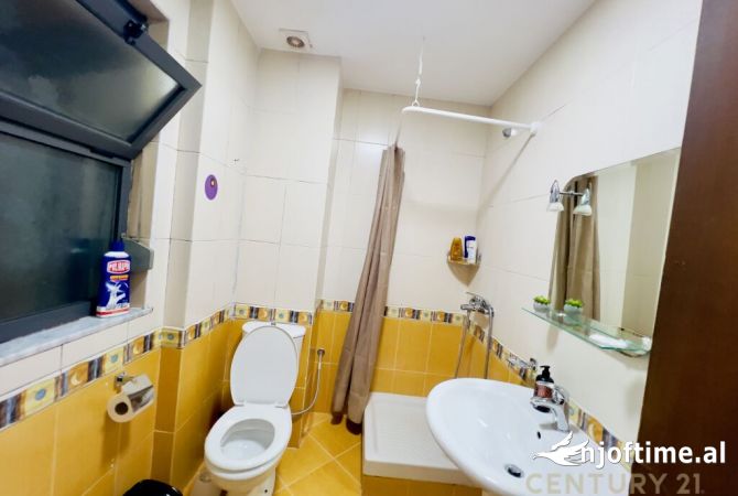 Shtepi me qera Apartament ne Tirane, 1+1, Mobilimi E mobiluar, Pagesa 650  Euro.