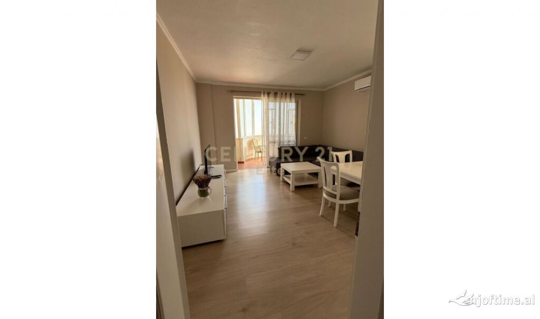 Shtepi me qera Apartament ne Tirane, 1+1, Mobilimi E mobiluar, Pagesa 700  Euro.