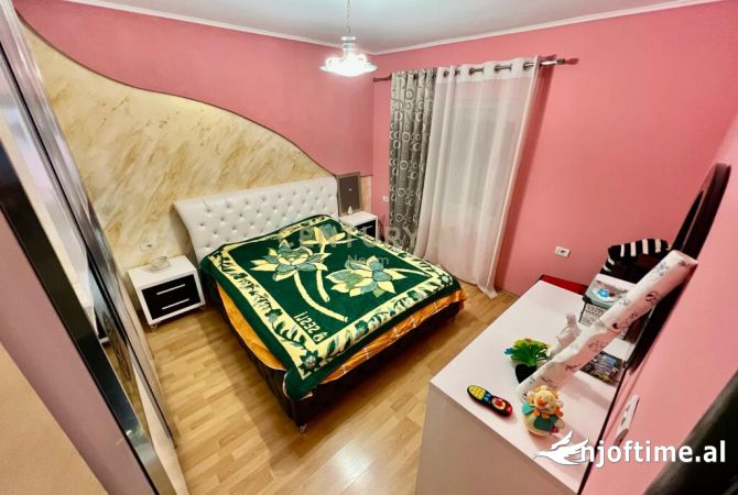 Shtepi me qera Apartament ne Tirane, 2+1, Mobilimi E mobiluar, Pagesa 580  Euro.