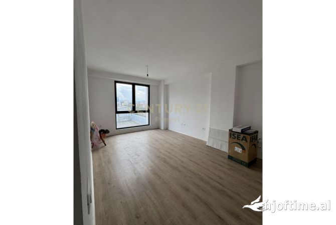 Shtepi me qera 1+1 ne Tirane - 450 Euro