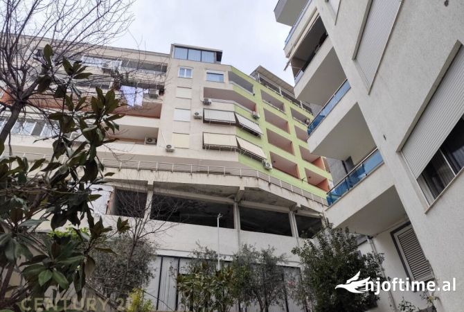 Shtepi ne shitje 1+1 ne Tirane - 150,000 Euro