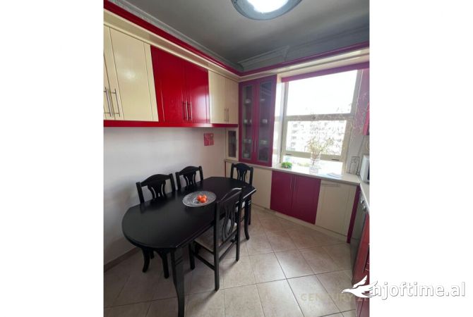 Shtepi me qera 2+1 ne Tirane - 600 Euro