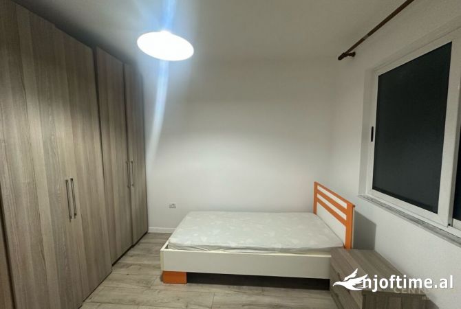 Shtepi me qera 2+1 ne Tirane - 450 Euro